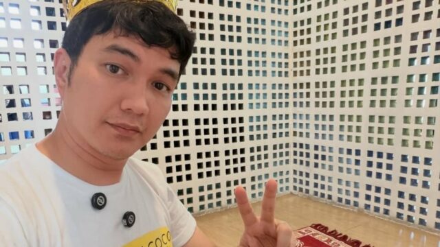 Tingkah Polah Aldi Taher Pakai Baju Kambing demi Selamatkan Jantung
