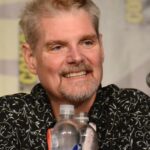 Tom Kane, dublador de 'Star Wars: The Clone Wars' e 'Powerpuff Girls', morre aos 64 anos
