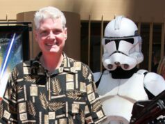 Tom Kane, dublador de ‘Star Wars’ e ‘As Meninas Superpoderosas’, morre aos 64 anos Tom Kane, dublador de 'Star Wars' e 'As Meninas Superpoderosas', morre aos 64 anos