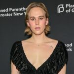 Tommy Dorfman acusa funcionário da Delta de confundi-la