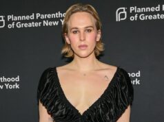 Tommy Dorfman critica passageiro de avião ‘misógino’ por comentários anti-trans Tommy Dorfman acusa funcionário da Delta de confundi-la