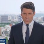 Tony Dokoupil interrompe repentinamente o noticiário noturno da CBS enquanto o cinegrafista sofre emergência médica