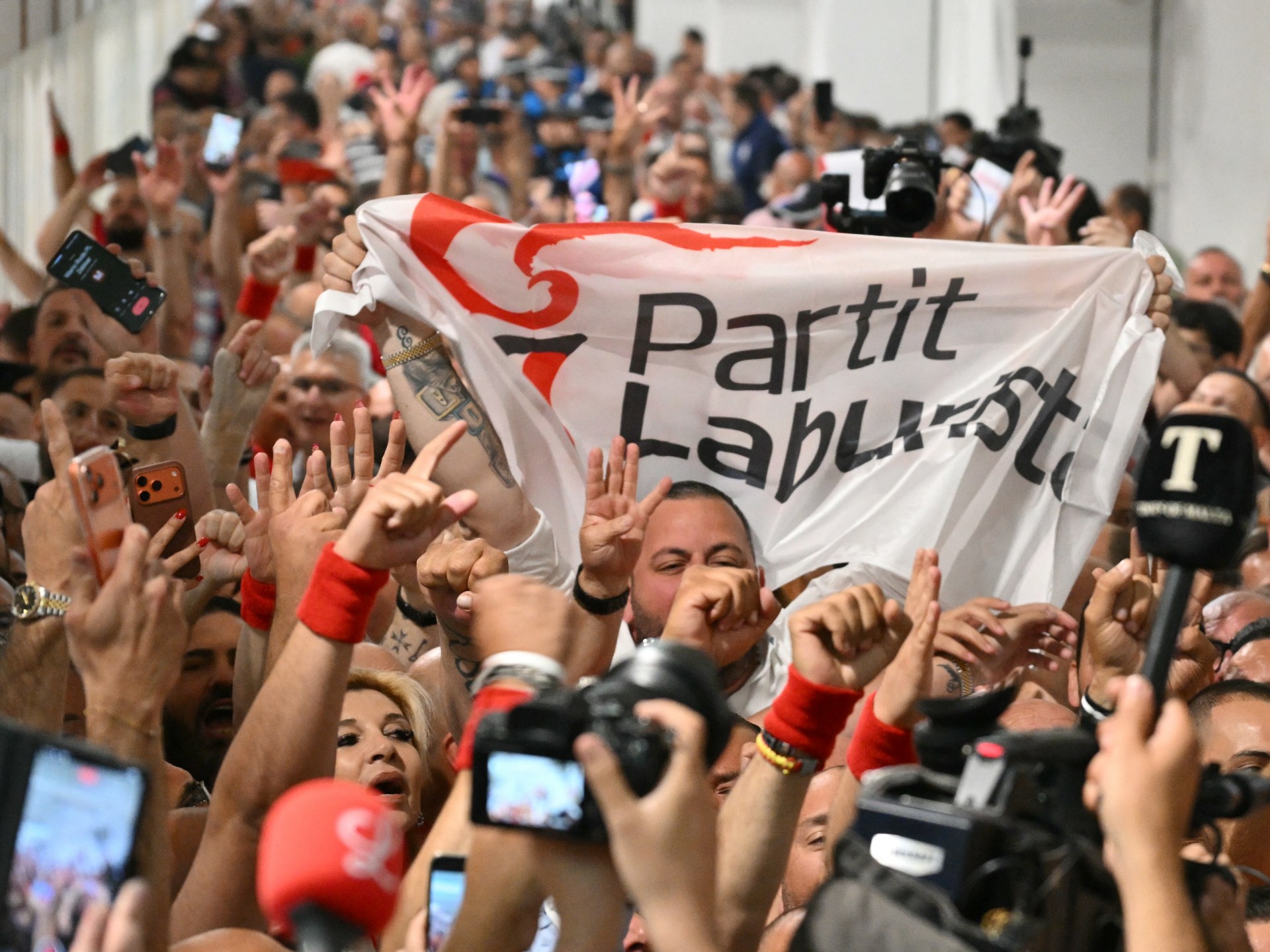 Trabalhistas triunfam nas eleições de Malta, mostram resultados preliminares