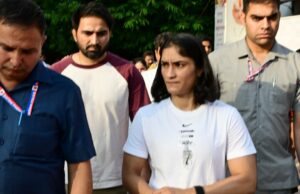 Tribunal Superior consulta WFI sobre decisão de declarar Vinesh Phogat inelegível Tribunal Superior consulta WFI sobre decisão de declarar Vinesh Phogat inelegível
