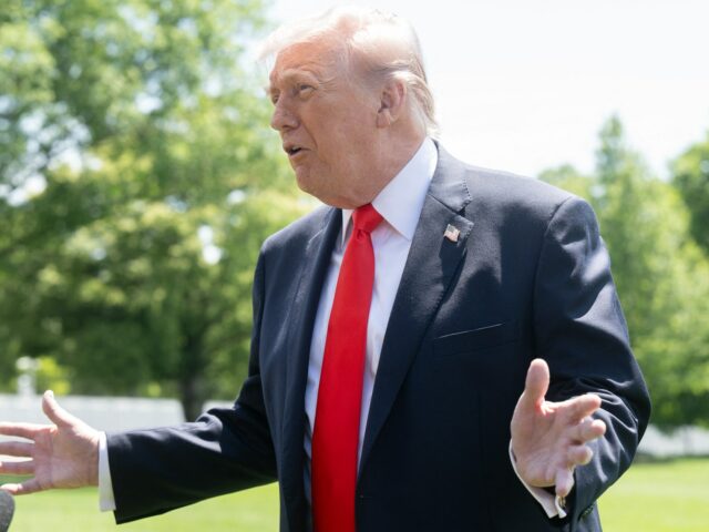 Trump considera opção de 'explodir' o Irã
