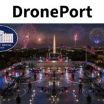 Duas imagens geradas por IA que o presidente Trump compartilhou no Truth Social no fim de semana retratando sua proposta "DronePort" no topo do novo salão de baile da Casa Branca.