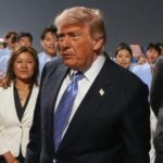 Trump retira tema importante da agenda enquanto 'duas superpotências' se reúnem em Pequim