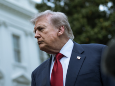 Trump revela que estava a ‘uma hora’ de ataque ao Irã – ameaça ‘grande golpe’ se as negociações fracassarem Trump revela que estava a 'uma hora' de ataque ao Irã - ameaça 'grande golpe' se as negociações fracassarem