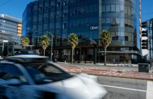 Uber quer transformar seus milhões de motoristas em uma rede de sensores para empresas autônomas Uber quer transformar seus milhões de motoristas em uma rede de sensores para empresas autônomas