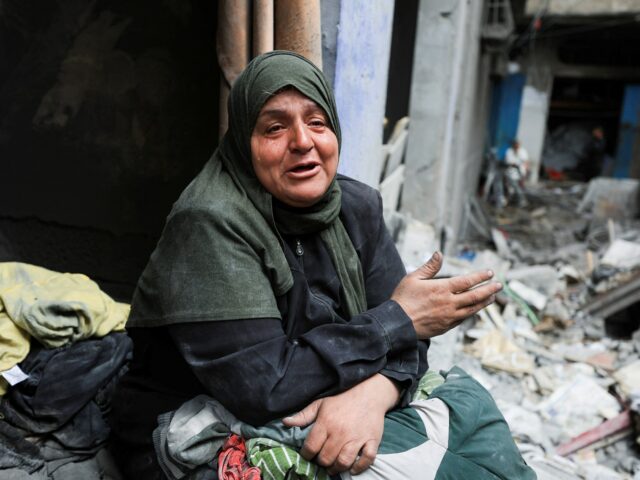 Um morto em Gaza enquanto FM turco conversa sobre esforços de paz com oficial do Hamas
