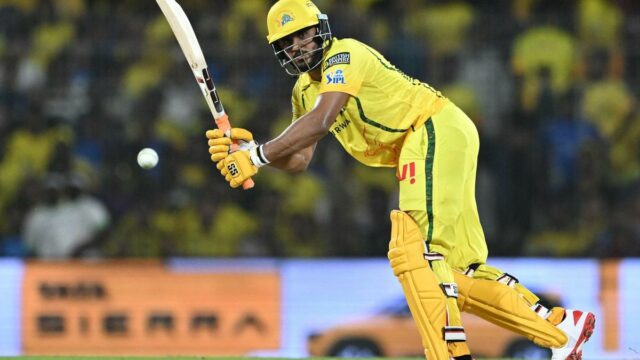 Urvil Patel marca o IPL cinquenta mais rápido durante CSK vs LSG
