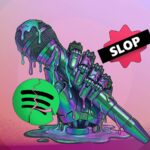 Um homem com fones de ouvido e um banner de “recomendações”, com o logotipo do Spotify ao fundo.