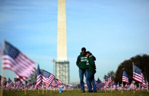 VA atinge novo recorde na prevenção do suicídio de veteranos VA atinge novo recorde na prevenção do suicídio de veteranos