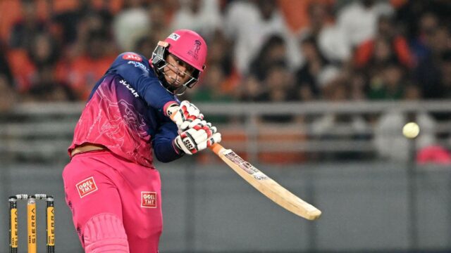 Vaibhav Sooryavanshi iguala o recorde dos cinquenta mais rápidos nos Vaibhav Sooryavanshi iguala o recorde dos cinquenta mais rápidos nos playoffs do IPL