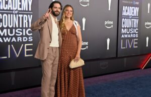 Veja Thomas Rhett, esposa Lauren e mais casais gostosos no 2026 ACM Awards Veja Thomas Rhett, esposa Lauren e mais casais gostosos no 2026 ACM Awards