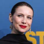 Vídeo de 'Outlander' retirado por citação incorreta da estrela Caitríona Balfe chamando Scotland Town de 'uma axila'