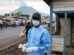 Violência e sobrelotação dificultam resposta ao Ébola na RDC Violência e sobrelotação dificultam resposta ao Ébola na RDC