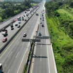 Viral Sopir Taksi Online Ngamuk di Tol JORR, Spion Mobil Pengendara Dihancurkan Pakai Kunci Roda