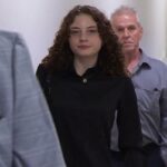 Olivia Henderson foi acusada de duas acusações criminais.