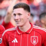 Vitor Pereira admite honestamente sobre o futuro incerto de Elliot Anderson em meio a ligações com o Man Utd