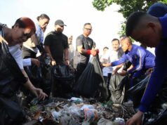 Wamendagri Akhmad Wiyagus Buka Gerakan Pangan Murah di NTB, Dorong Pengendalian Inflasi Wamendagri Akhmad Wiyagus Buka Gerakan Pangan Murah di NTB, Dorong Pengendalian Inflasi