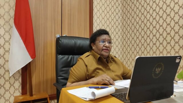 Wamendagri Ribka Haluk Luruskan Persepsi tentando dados OAP de Tanah Papua
