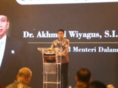 Wamendagri Wiyagus Minta Pemda Perkuat Kolaborasi Hadapi Tantangan Global Wamendagri Wiyagus Minta Pemda Perkuat Kolaborasi Hadapi Tantangan Global