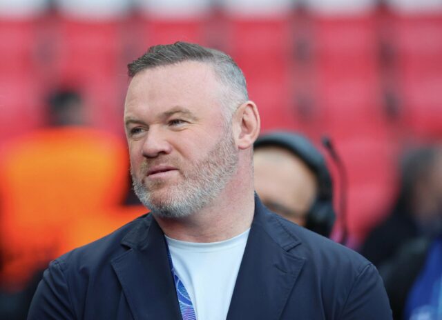 Wayne Rooney avisa que o Man Utd pode começar a perder alvos de transferência se a Ineos não agir rapidamente
