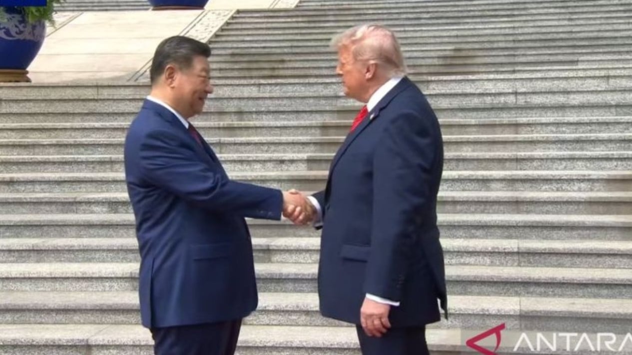 Xi Jinping Sambut Hangat Trump de Balai Besar Rakyat Pequim