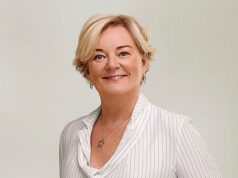 Zara revida Estée Lauder em batalha legal pelo perfume de Jo Malone Jo Malone já havia chamado a venda de seu negócio de perfumes de “a pior decisão da minha vida”.