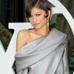 Zendaya diz que filmar 'Homem-Aranha: um novo dia' com Tom Holland foi como um 'caso de família': 'Vou trabalhar todos os dias com meu melhor amigo, a pessoa que amo'