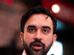 Zohran Mamdani evita perguntas sobre Ken Griffin após revidar ataques contra bilionário Zohran Mamdani evita perguntas sobre Ken Griffin após revidar ataques contra bilionário