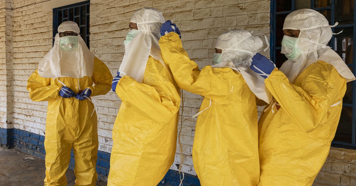 ‘Isso é sério’: apelo do chefe da OMS aos moradores e rebeldes sobre o surto de Ebola