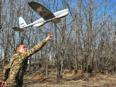 ‘Um novo tipo de guerra’: dentro das fábricas ocultas da Ucrânia que produzem drones de combate em massa ‘Um novo tipo de guerra’: dentro das fábricas ocultas da Ucrânia que produzem drones de combate em massa