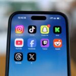 A Austrália aplica multas duplas à Big Tech, já que as crianças contornam a proibição das redes sociais