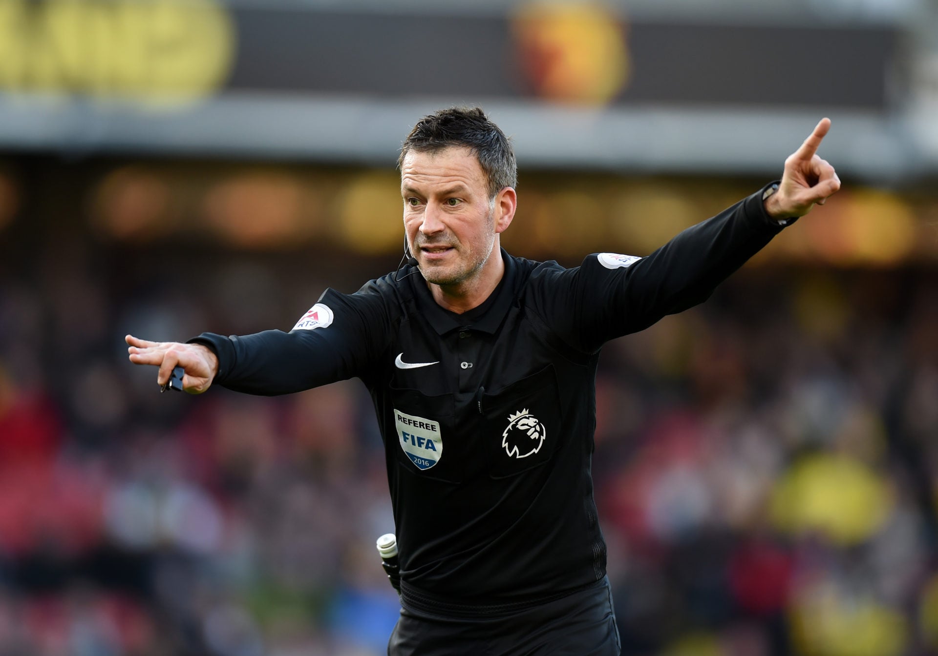 A FIFA finalmente toma as medidas exigidas por Mark Clattenburg após a vitória do Man Utd sobre o Arsenal em janeiro