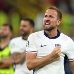 Croatia's forward Mario Mandzukic (R) celebrates with teammates after scoring his team's second goal during the Russia 2018 World Cup semi-final football match between Croatia and England at the Luzhniki Stadium in Moscow on July 11, 2018. (Photo by Yuri CORTEZ / AFP via Getty Images)