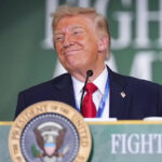 A administração Trump alerta mais de 500 hospitais para fornecerem mais informações sobre preços ou enfrentarão multas