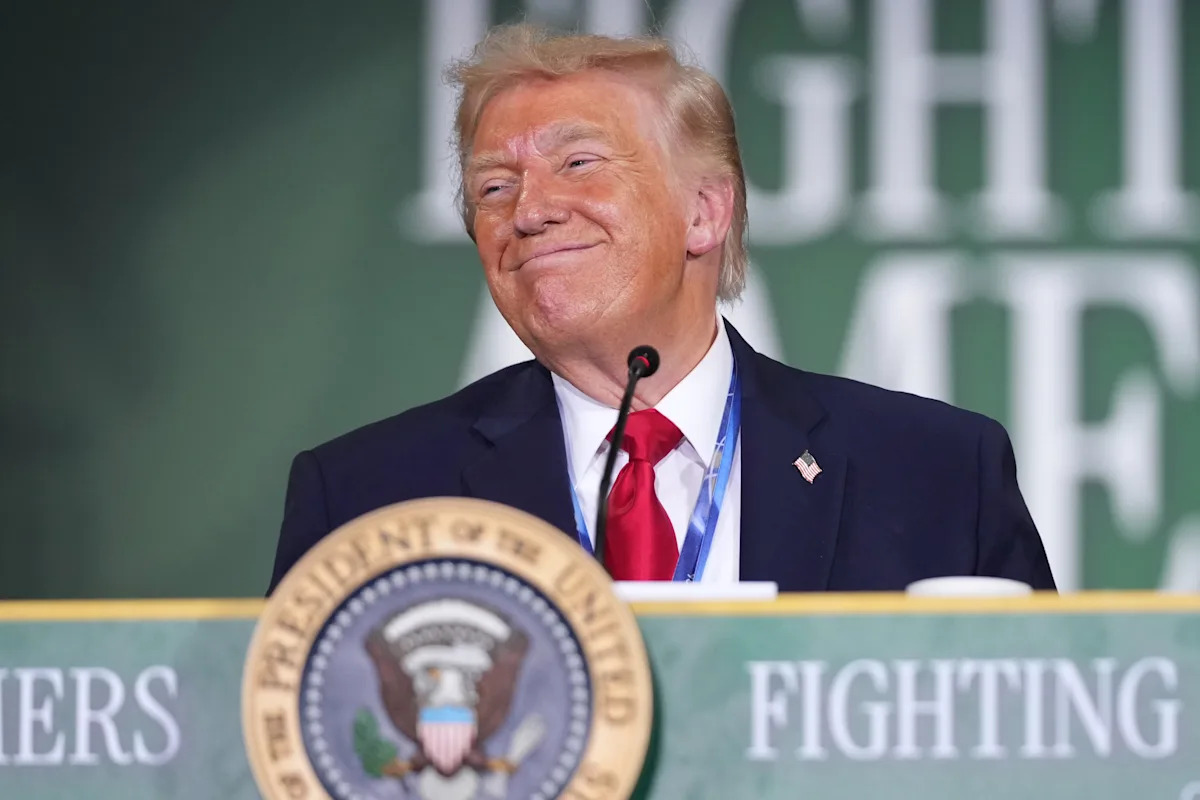 A administração Trump alerta mais de 500 hospitais para fornecerem mais informações sobre preços ou enfrentarão multas