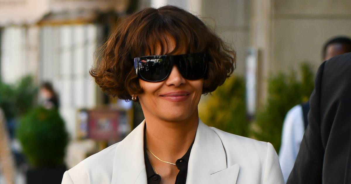 Eva Longoria é vista no Martinez Hotel durante o 79º Festival Anual de Cinema de Cannes em 22 de maio de 2026 em Cannes, França.