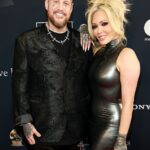 A esposa de Jelly Roll, Bunnie XO, quebrou o silêncio sobre o divórcio chocante ao revelar a briga que finalmente encerrou seu casamento de 10 anos para sempre
