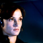 A estrela de 'X-Men' Famke Janssen diz que a Marvel 'cometeu um erro' ao não pedir que ela voltasse como Jean Grey em 'Vingadores: Dia do Juízo Final'