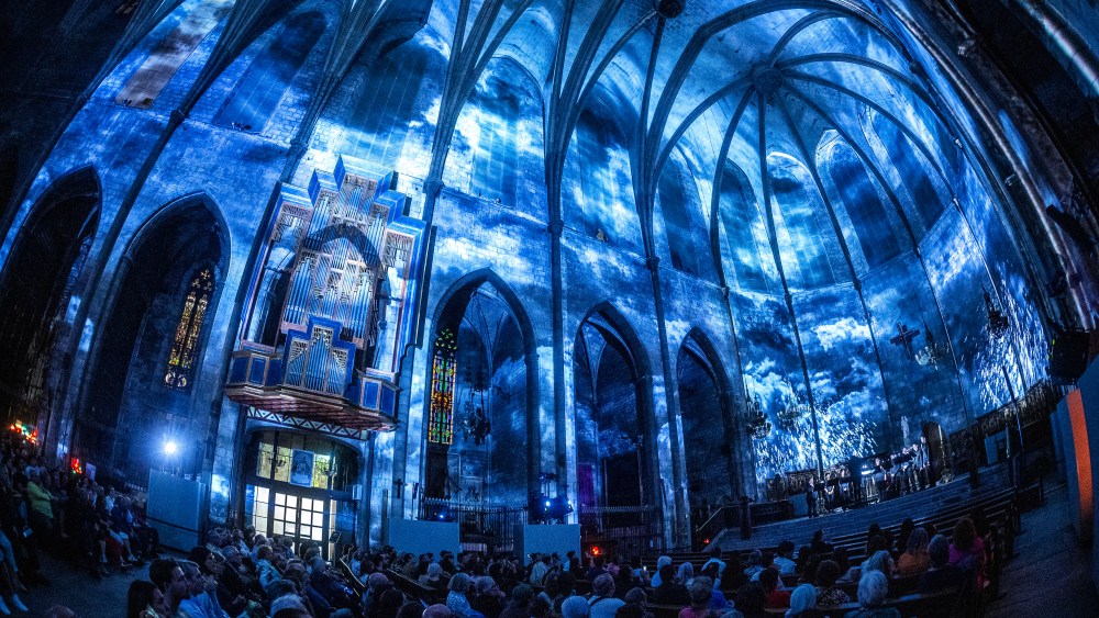 A experiência imersiva 'Luminiscence' de Banijay será expandida para a impressionante paróquia de San Jacinto, em Sevilha (EXCLUSIVO)