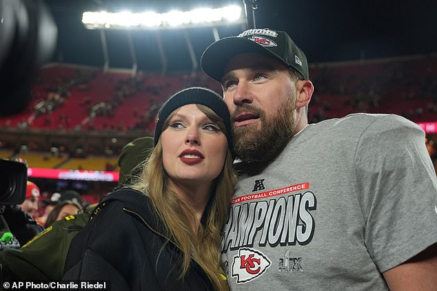 Os preparativos para o casamento de sucesso de Taylor Swift e Travis Kelce no Madison Square Garden parecem estar bem encaminhados; vistos juntos em janeiro de 2025 em Kansas City, Missouri