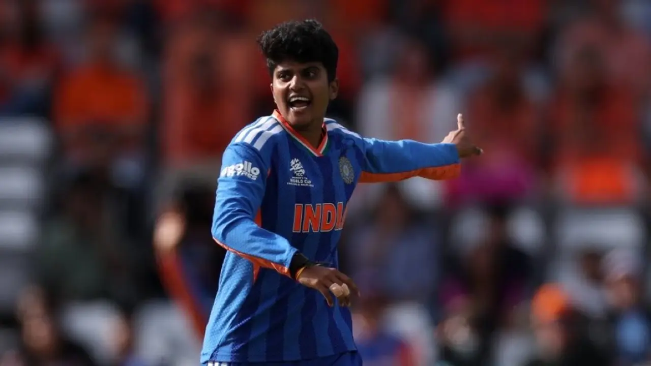 A fiandeira indiana Sree Charani lidera a classificação feminina do T20I Bowler