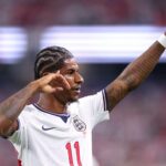 A imprensa nacional avalia a exibição de gols de Marcus Rashford pela Inglaterra, qualidade de 'elite' elogiada