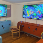 Imagem do Departamento de Polícia de Honolulu mostrando uma sala de jogos de azar ilegal em Waimakua Place com máquinas de jogos eletrônicos de peixe apreendidas durante uma investigação de jogos de azar em Honolulu.