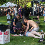 A polícia prende outro suspeito em um tiroteio em um festival de Ohio que feriu 12
