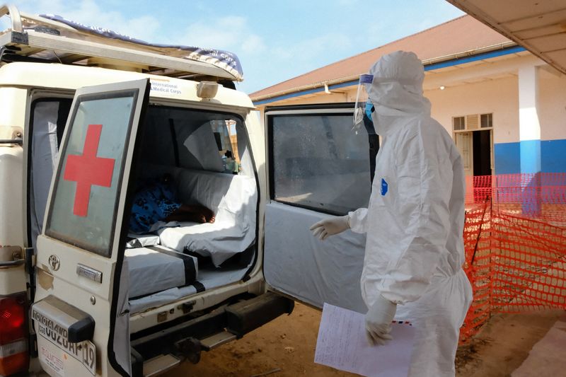 A resposta ao Ebola no Congo foi tensa um mês depois que a OMS declarou emergência internacional