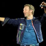 A tentativa 'não muito boa' de Chris Martin de escrever uma música tema de James Bond vai a leilão